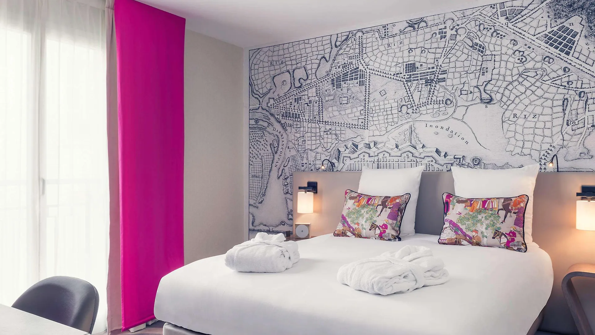 Mercure Tour Eiffel Grenelle Hotel