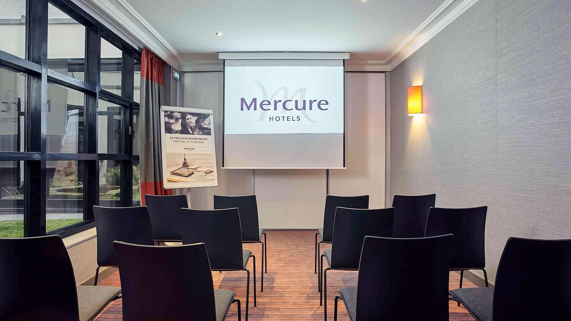 Mercure Tour Eiffel Grenelle Hotel